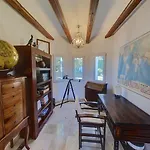 Elegante Con Espectaculares Vistas Al Mediterraneo Villa