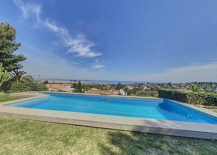 Villa Elegante Con Espectaculares Vistas Al Mediterraneo Denia