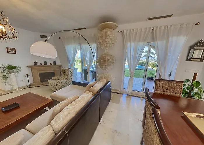 Villa Elegante Con Espectaculares Vistas Al Mediterraneo