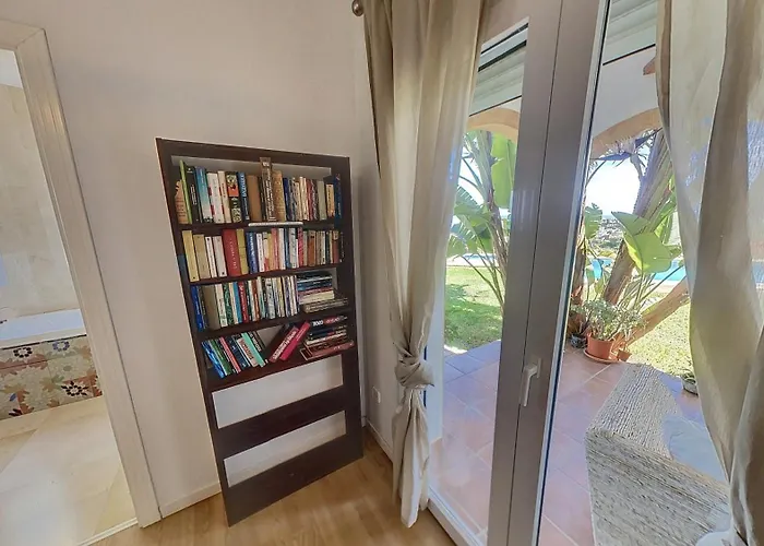 Elegante Con Espectaculares Vistas Al Mediterraneo Denia